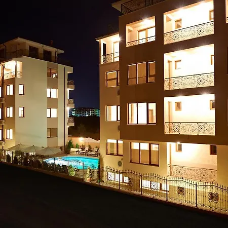 Апартхотел Stanny Court