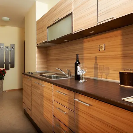 Aparthotel Stanny Court Nesebar