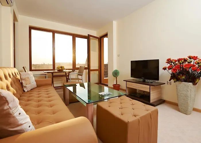 Stanny Court Nesebar